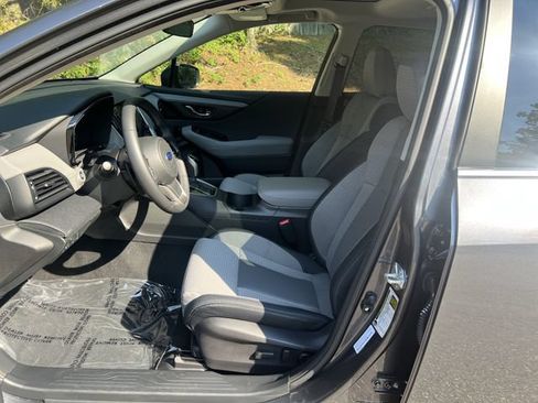 Certified 2025 Subaru Outback Premium AWD/4WD image 10