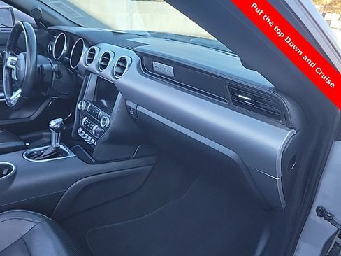 Used 2021 Ford Mustang Premium image 37