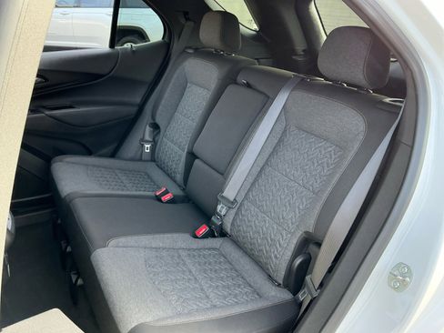 Used 2024 Chevrolet Equinox LT image 20