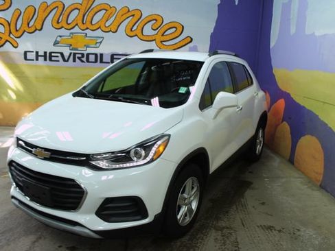 Used 2018 Chevrolet Trax LT w/ LT Convenience Package AWD/4WD image 7