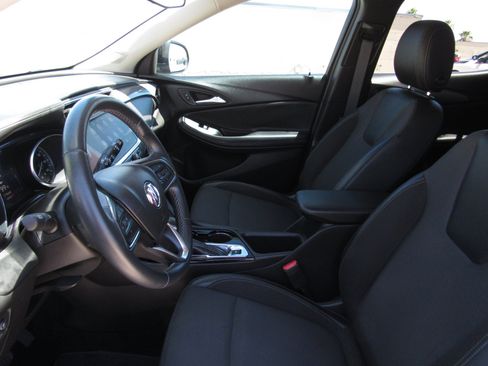 Used 2022 Buick Encore GX Select w/ Sport Touring Package FWD image 15