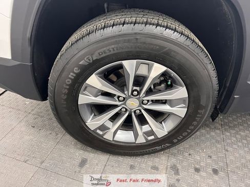 Used 2025 Chevrolet Equinox LT FWD image 18