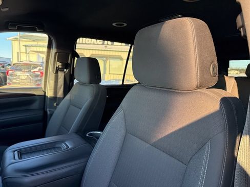 Used 2024 GMC Yukon SLE AWD/4WD image 27