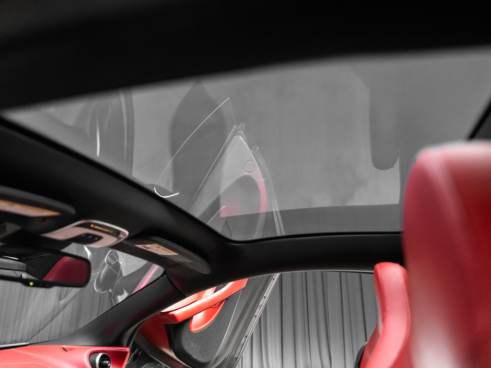 Used 2017 McLaren 570S RWD image 58