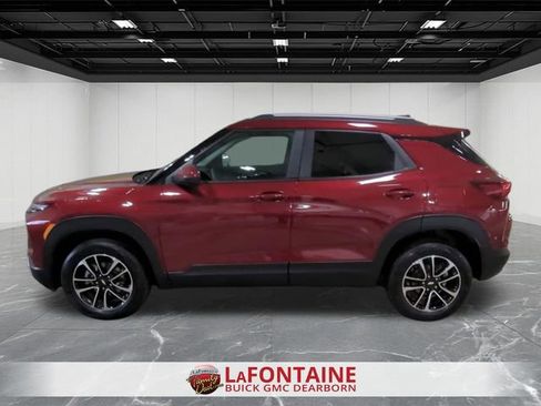 Used 2025 Chevrolet TrailBlazer LT image 5