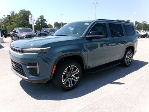 New 2026 Jeep Grand Wagoneer 4WD image 2