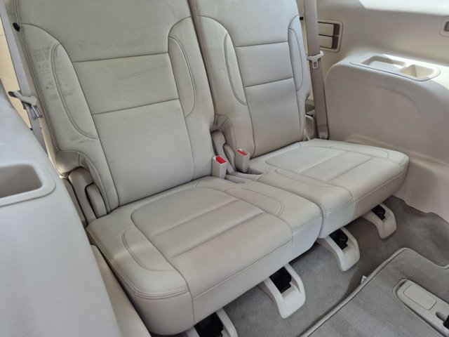 Used 2021 GMC Acadia Denali w/ Denali Technology Package FWD image 19