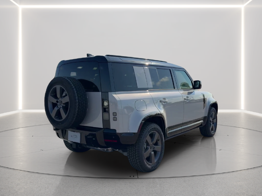 New 2026 Land Rover Defender 110 X-Dynamic SE AWD/4WD image 5