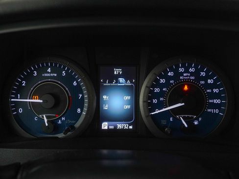 Used 2020 Toyota Sienna LE AWD/4WD image 24