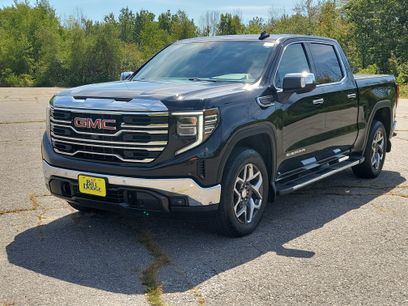 Used 2023 GMC Sierra 1500 SLT w/ SLT Premium Plus Package