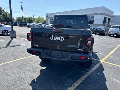 Used 2020 Jeep Gladiator Overland AWD/4WD image 7