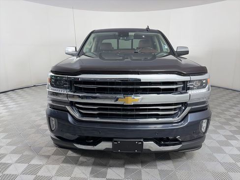 Used 2018 Chevrolet Silverado 1500 High Country AWD/4WD image 2