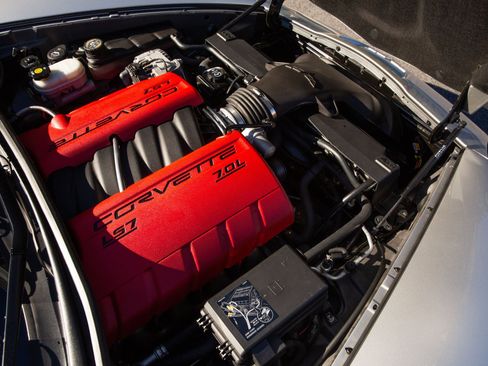 Used 2006 Chevrolet Corvette Z06 w/ Preferred Equipment Group image 17