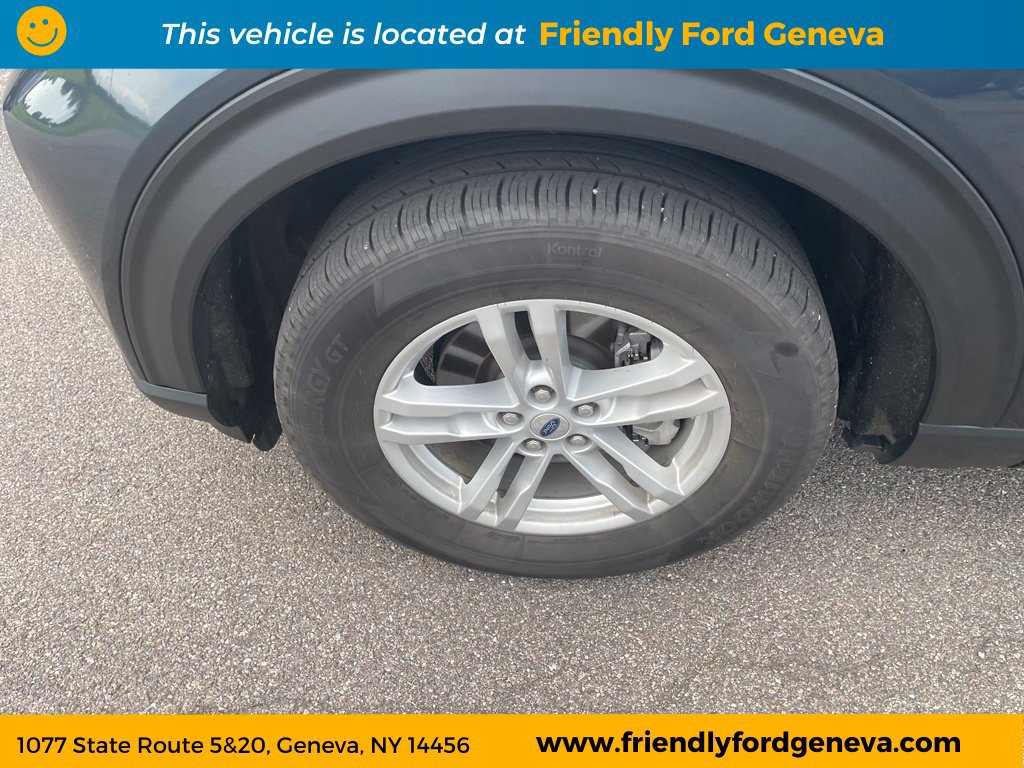 Used 2023 Ford Explorer XLT w/ Equipment Group 202A AWD/4WD image 9