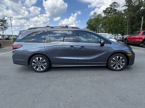 Used 2026 Honda Odyssey Elite image 25
