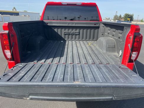 Used 2023 GMC Sierra 1500 Elevation image 11