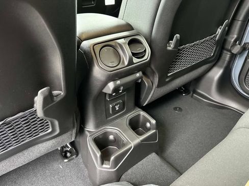 New 2026 Jeep Gladiator Mojave w/ Safety Group image 10