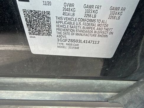 Used 2020 Chevrolet Bolt Premier w/ Infotainment Package FWD image 15
