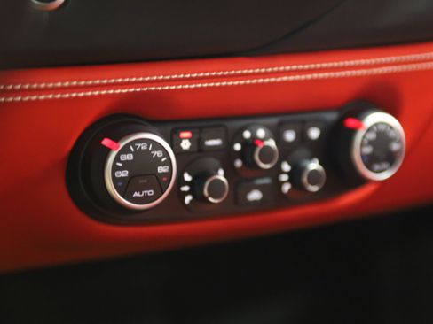 Used 2018 Ferrari 488 GTB RWD image 29