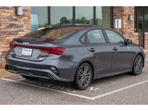 Used 2023 Kia Forte GT-Line w/ GT-Line Premium Package FWD image 3