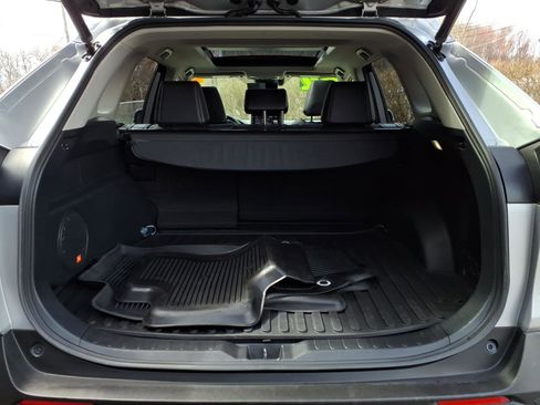 Certified 2022 Toyota RAV4 Limited image 13