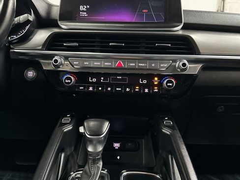 Used 2022 Kia Telluride S image 24