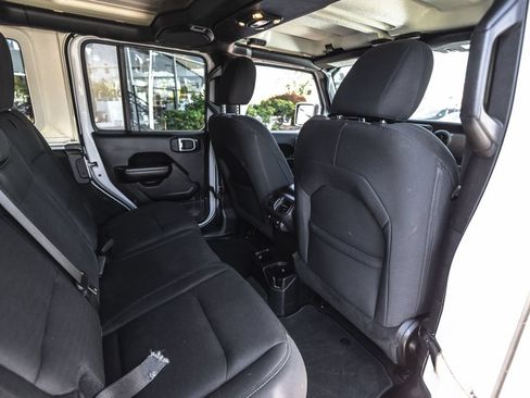 Used 2019 Jeep Wrangler Unlimited Sport S AWD/4WD image 25