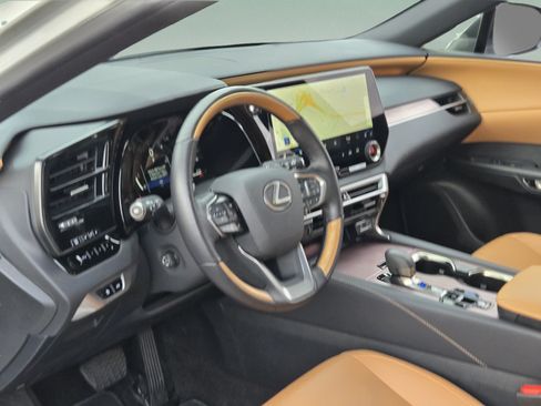 Used 2025 Lexus RX 350 Premium Plus w/ Accessory Package (Z1) FWD image 10