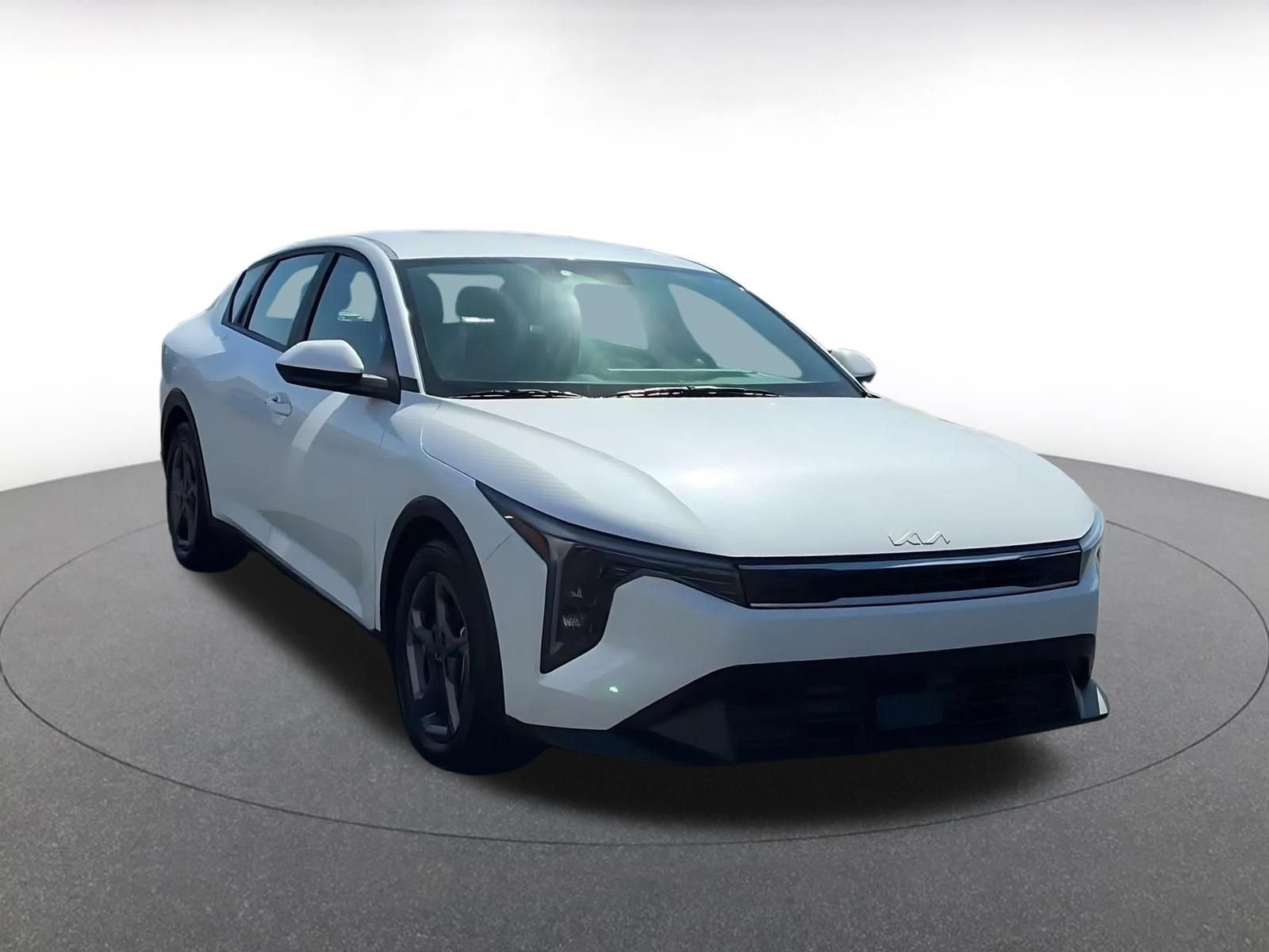 Used 2025 Kia K4 FWD image 3