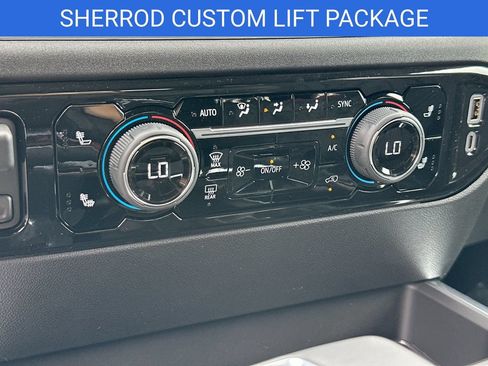 New 2026 Chevrolet Silverado 1500 RST w/ All Star Edition Plus AWD/4WD image 16