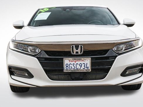 Used 2018 Honda Accord Sport image 2