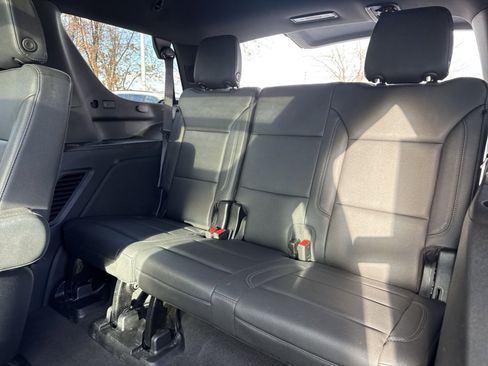 Used 2023 Chevrolet Tahoe Z71 image 33