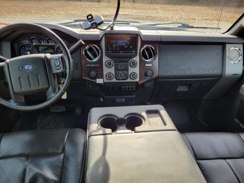 Used 2016 Ford F350 Lariat w/ FX4 Off-Road Package image 12