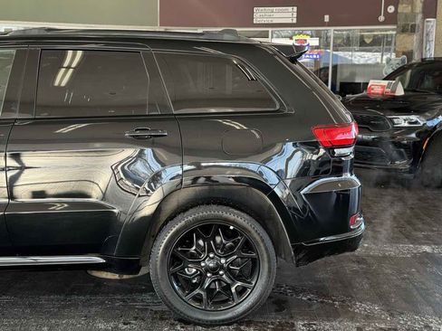 Used 2021 Jeep Grand Cherokee Limited X image 9