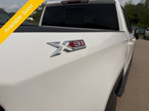 Used 2024 GMC Sierra 1500 Elevation w/ Elevation Premium Package AWD/4WD image 5