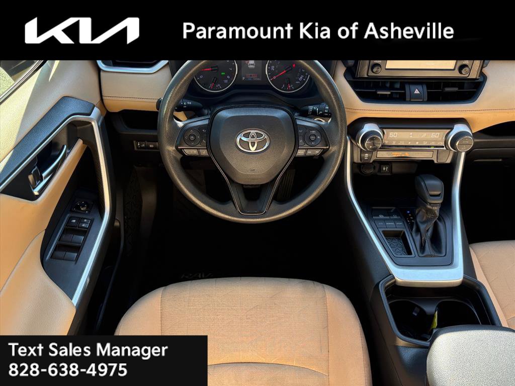 Used 2019 Toyota RAV4 XLE FWD image 22