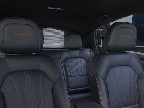 New 2025 Buick Envista Avenir image 24