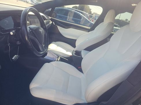 Used 2020 Tesla Model X Performance AWD/4WD image 7