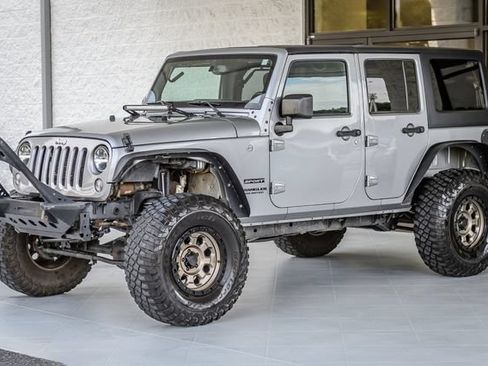 Used 2017 Jeep Wrangler Unlimited Sport w/ Quick Order Package 24S AWD/4WD image 6