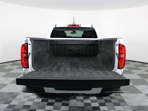Used 2019 Chevrolet Colorado LT AWD/4WD image 8