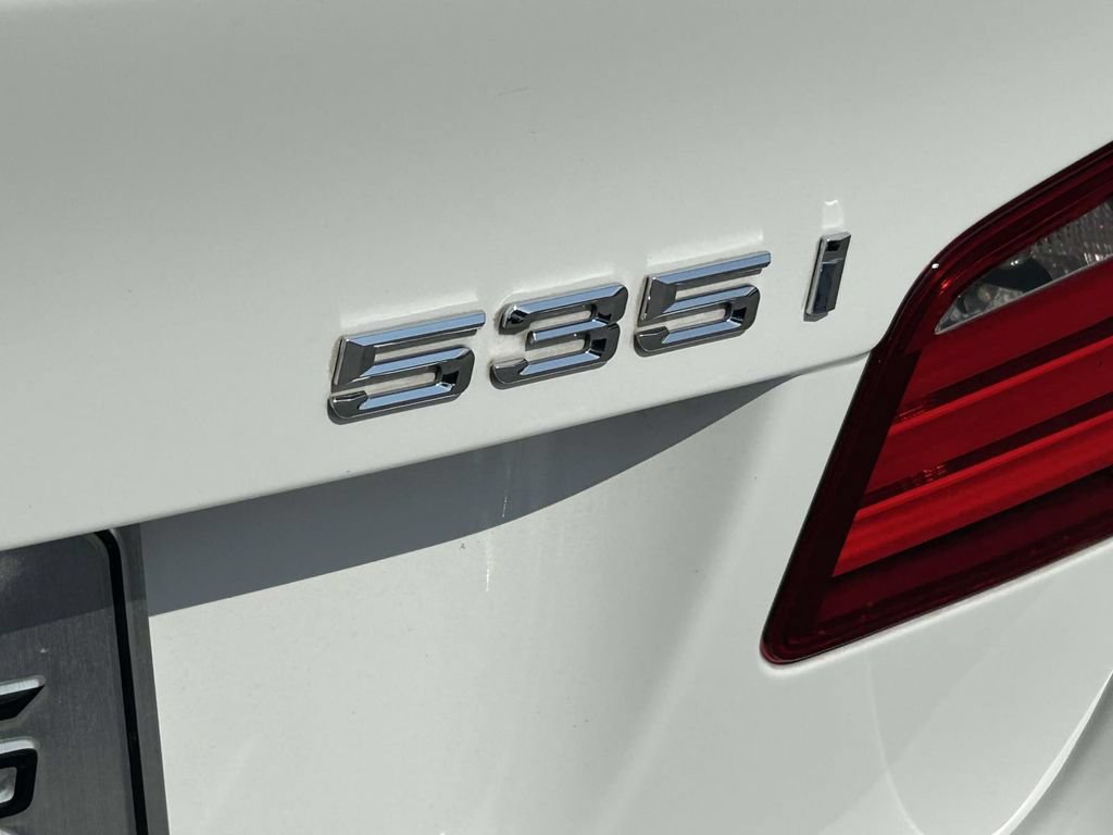 Used 2013 BMW 535i Sedan RWD image 13