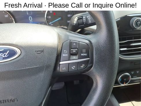 Used 2022 Ford Escape SE AWD/4WD image 17