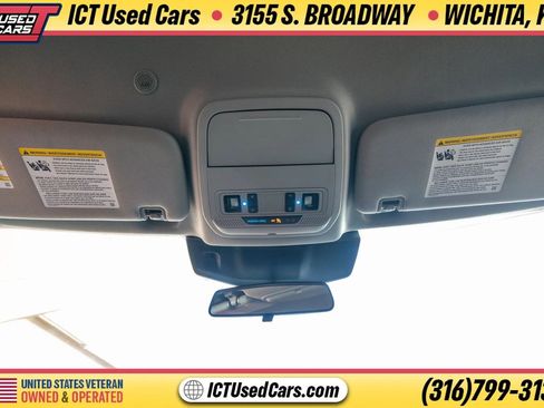 Used 2022 Ford Explorer XLT w/ Equipment Group 202A AWD/4WD image 20