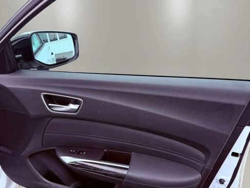 Used 2018 Acura TLX 2.4 Sedan 4D image 42