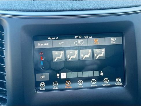 Used 2019 Jeep Cherokee Latitude Plus image 16