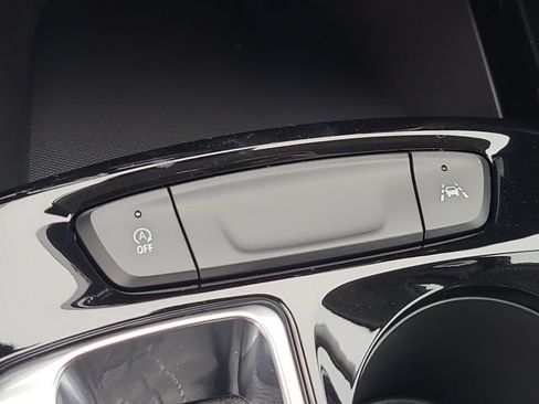 New 2026 Chevrolet Trax LT w/ Midnight Edition FWD image 31