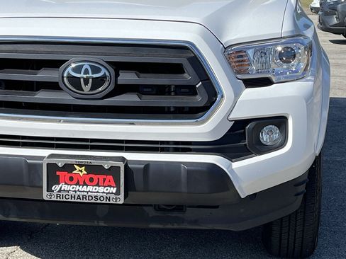 Used 2023 Toyota Tacoma SR5 RWD image 8