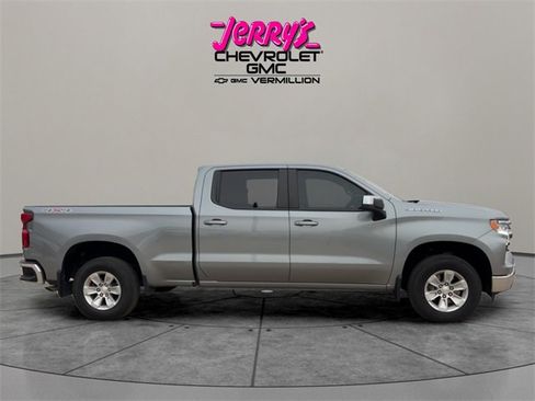 Used 2023 Chevrolet Silverado 1500 LT w/ Protection Package image 6