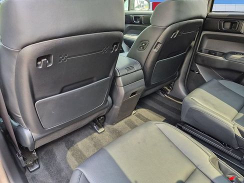 Used 2025 Hyundai Santa Fe Calligraphy AWD/4WD image 22