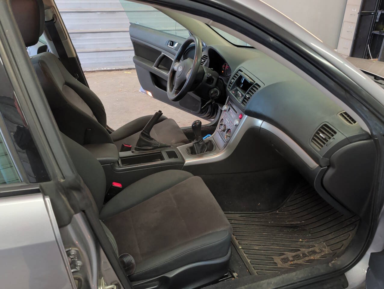 Used 2008 Subaru Outback 2.5i AWD/4WD image 27
